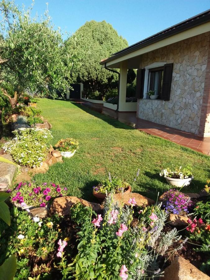 B&B Il Melograno Capoterra Exterior photo